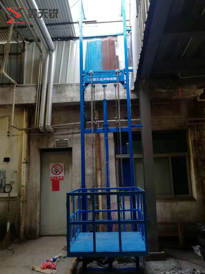 厦门导轨式升降货梯